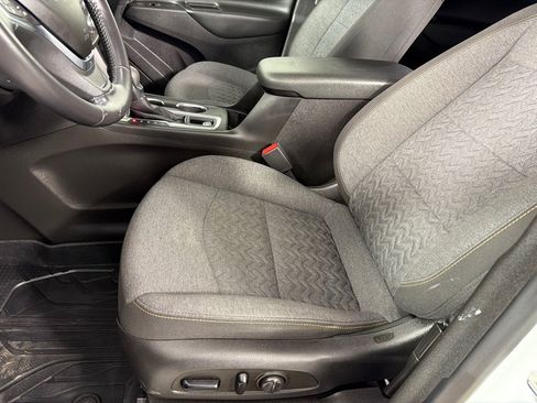 Used 2022 Chevrolet Equinox LT FWD image 11