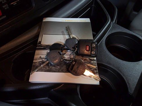 Used 2021 Ford E-350 and Econoline 350 Super Duty w/ Power Windows & Locks Group image 35