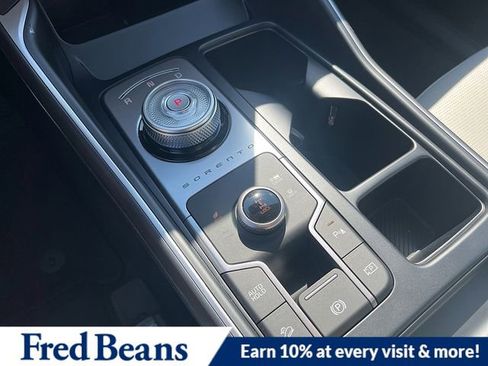 New 2025 Kia Sorento EX w/ EX Panoramic Sunroof Package image 12