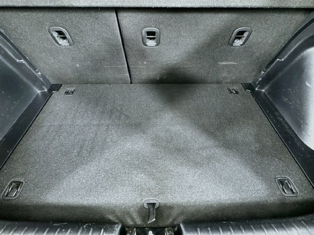 Used 2020 Hyundai Venue SE FWD image 31