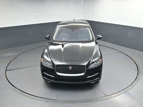 Used 2020 Jaguar F-PACE Prestige AWD/4WD image 40