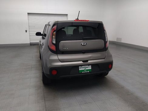 Used 2019 Kia Soul w/ Convenience Package FWD image 6