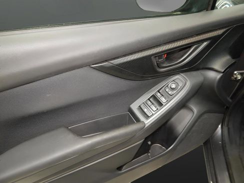 Used 2019 Subaru Impreza 2.0i Premium w/ Eyesight & BSD/Rcta & SRF image 12