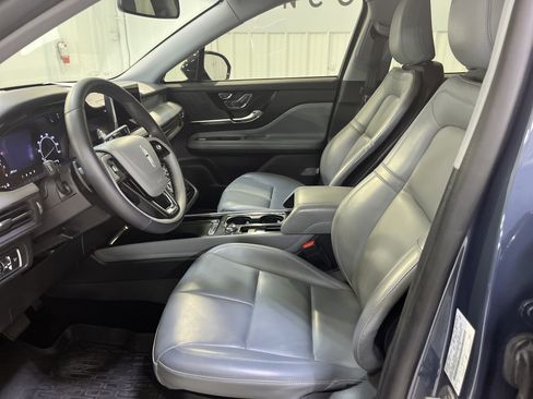 Used 2022 Lincoln Corsair FWD image 6