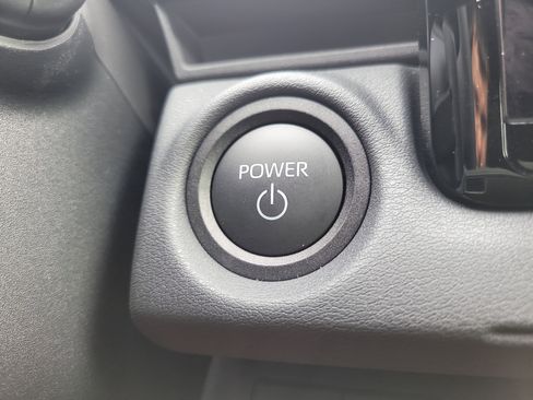 Certified 2026 Toyota bZ image 28