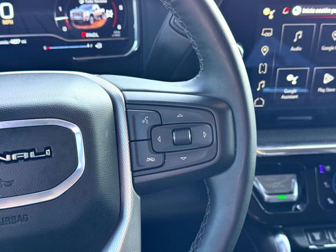 Used 2024 GMC Sierra 2500 Denali w/ Denali Reserve Package image 28