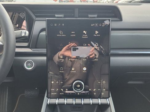 New 2026 GMC Terrain AT4 w/ Convenience Package III image 28