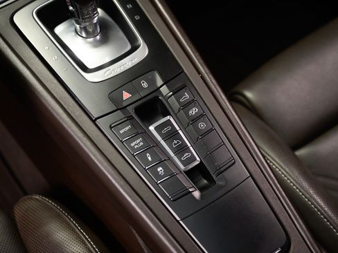 Used 2013 Porsche 911 Carrera S image 48