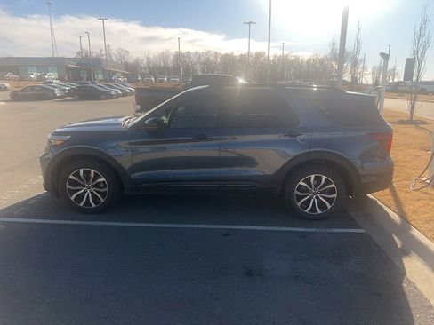 Used 2020 Ford Explorer ST image 6