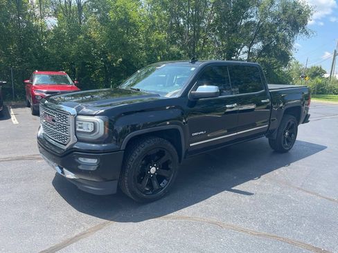 Used 2016 GMC Sierra 1500 Denali w/ Enhanced Driver Alert Package AWD/4WD image 3