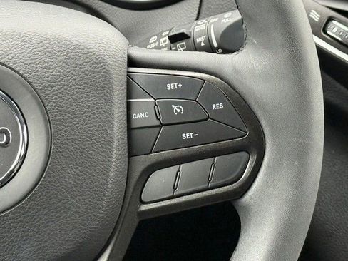 Used 2022 Jeep Cherokee Trailhawk w/ Sun, Sound & Nav Group image 29