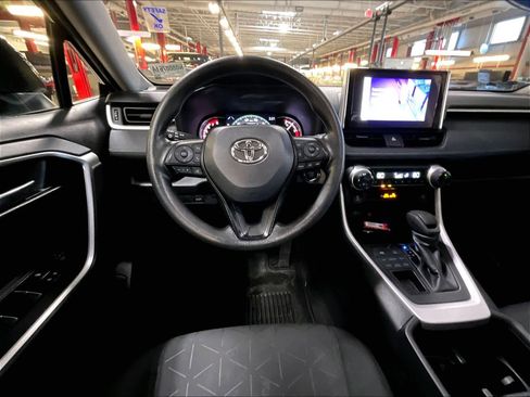 Used 2023 Toyota RAV4 XLE w/ Convenience Package image 17