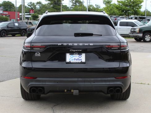 Used 2019 Porsche Cayenne AWD/4WD image 4