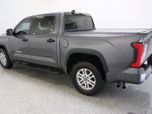 Used 2022 Toyota Tundra SR5 w/ SR5 Premium Package AWD/4WD image 9
