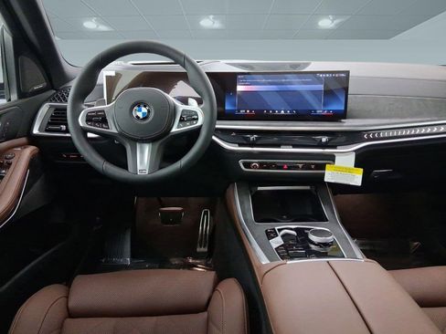 New 2026 BMW X5 sDrive40i w/ M Sport Package image 3