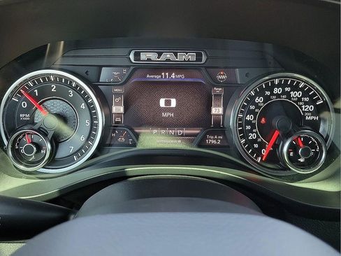 Used 2020 RAM 1500 Laramie AWD/4WD image 17