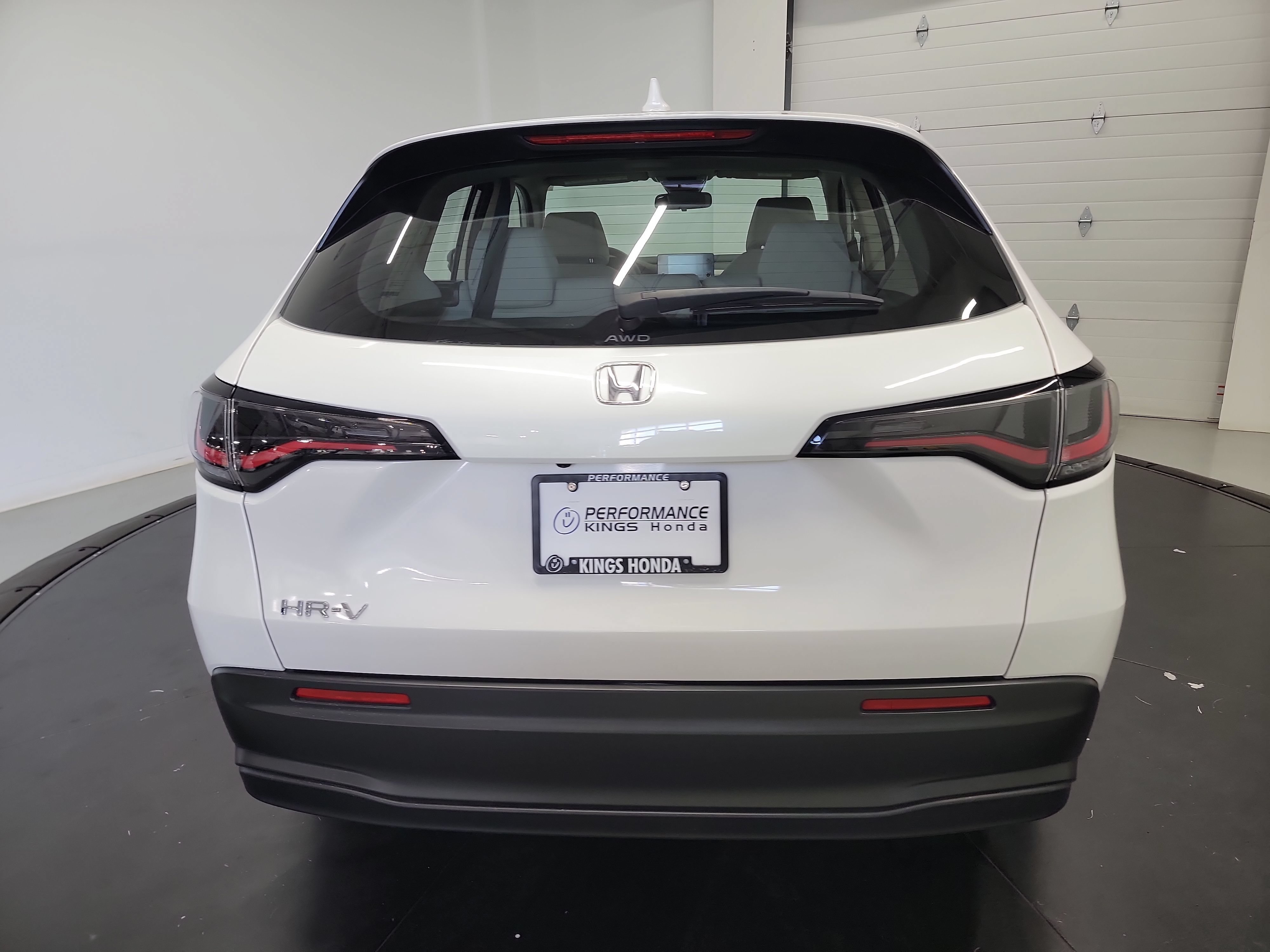 Used 2024 Honda HR-V LX image 8