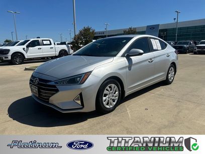 Used 2020 Hyundai Elantra SE w/ Winter Weather Package