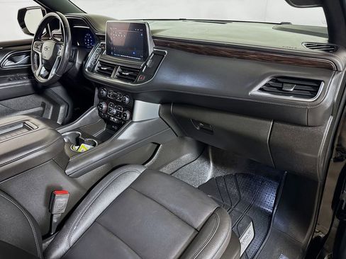 Certified 2022 Chevrolet Tahoe Z71 w/ Z71 Off-Road Package AWD/4WD image 30