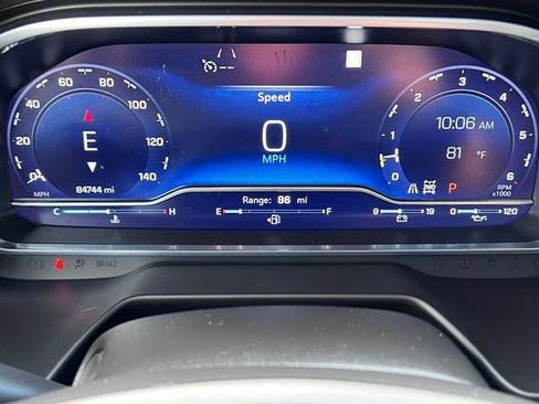 Used 2022 Chevrolet Suburban RST w/ Luxury Package AWD/4WD image 24