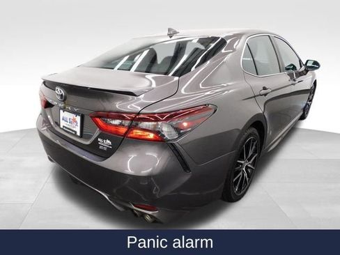 Used 2024 Toyota Camry SE image 16