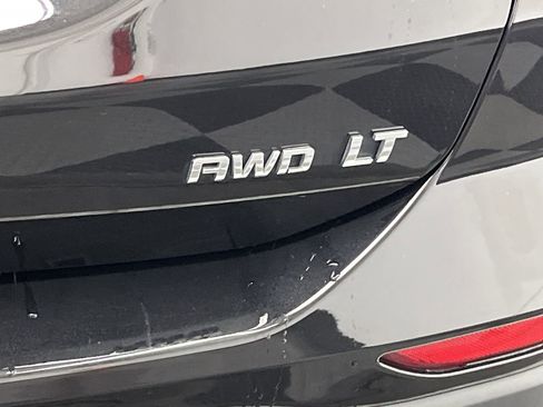 Used 2022 Chevrolet Equinox LT image 30