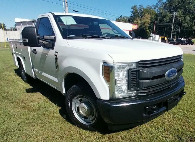 Used 2018 Ford F250 XL w/ Power Equipment Group RWD image 6