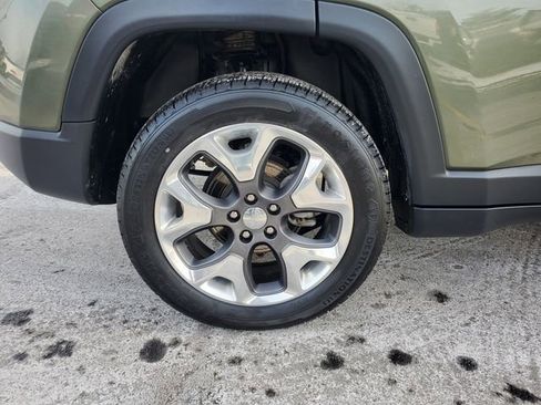 Used 2019 Jeep Compass Limited image 9