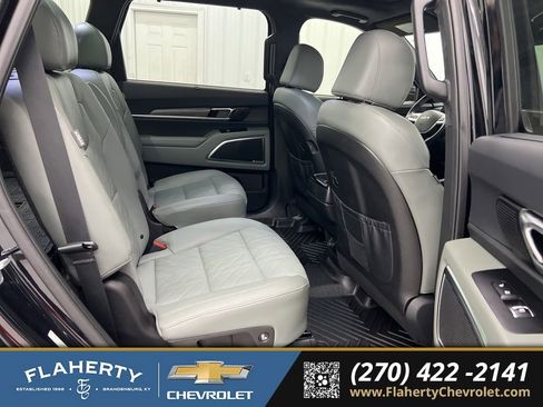 Used 2023 Kia Telluride SX Prestige X-Line image 13
