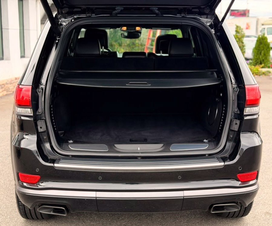 Used 2019 Jeep Grand Cherokee High Altitude AWD/4WD image 8