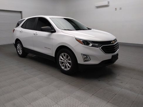 Used 2021 Chevrolet Equinox LS w/ LS Convenience Package image 13