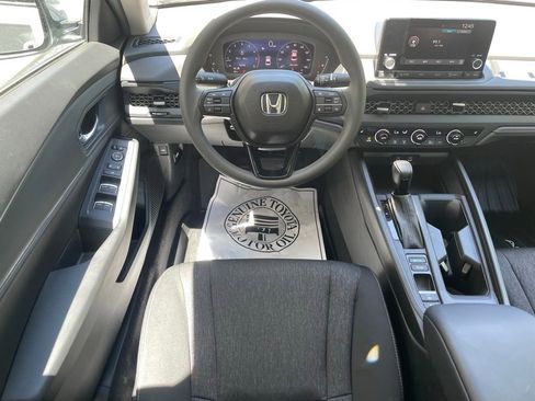 Certified 2024 Honda Accord EX image 11