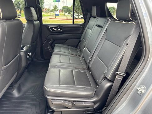 Used 2022 GMC Yukon SLT w/ SLT Luxury Package AWD/4WD image 24