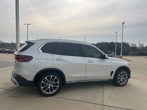 Certified 2024 BMW X5 xDrive40i w/ Parking Assistance Package image 9
