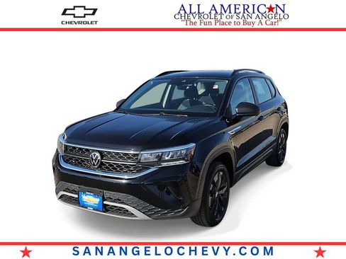 Used 2024 Volkswagen Taos S FWD image 1