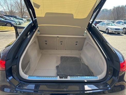 Certified 2022 Mercedes-Benz EQS 580 4MATIC Sedan image 14