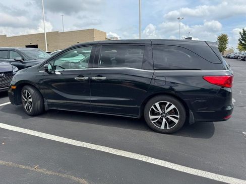 Used 2018 Honda Odyssey Elite image 3