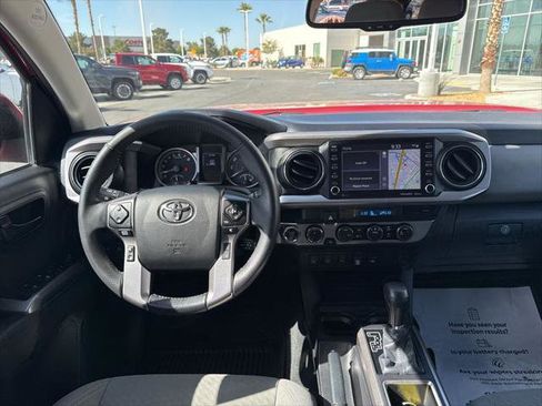 Certified 2023 Toyota Tacoma SR5 AWD/4WD image 17