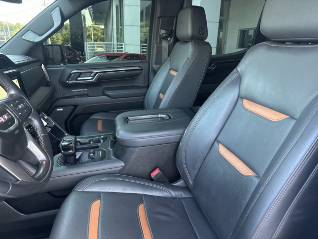 Used 2022 GMC Sierra 1500 AT4 AWD/4WD image 4