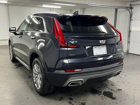 Used 2023 Cadillac XT4 Premium Luxury w/ Technology Package image 3