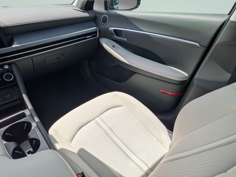 New 2026 Hyundai Sonata SEL FWD image 17