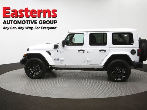 Used 2025 Jeep Wrangler Unlimited Sahara w/ Safety Group AWD/4WD image 62
