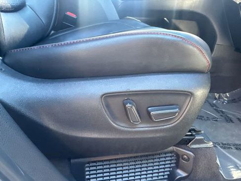 Certified 2025 Toyota Sienna XSE image 19