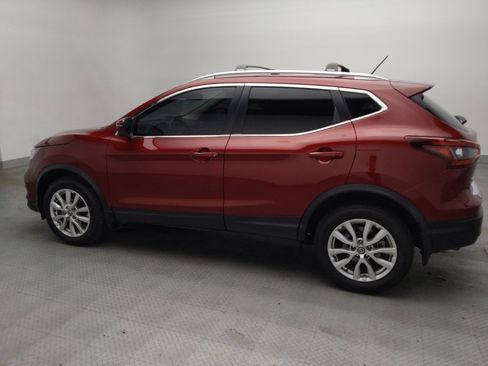 Used 2020 Nissan Rogue Sport SV FWD image 3