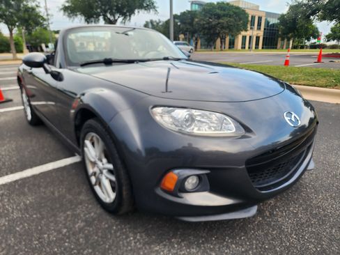Used 2014 MAZDA MX-5 Miata Sport RWD image 22