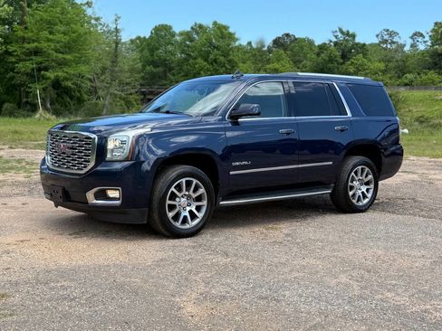 Used 2018 GMC Yukon Denali image 1