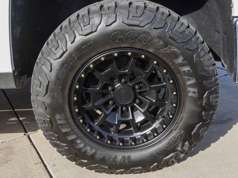 Used 2015 Chevrolet Silverado 1500 LT w/ All Star Edition image 10