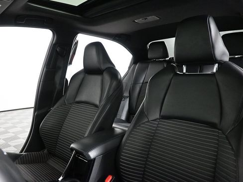 Used 2022 Toyota Corolla XSE image 5