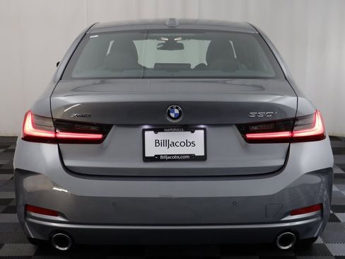 Certified 2025 BMW 330i xDrive Sedan w/ M Sport Package image 15