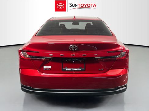 Used 2025 Toyota Camry LE FWD image 5